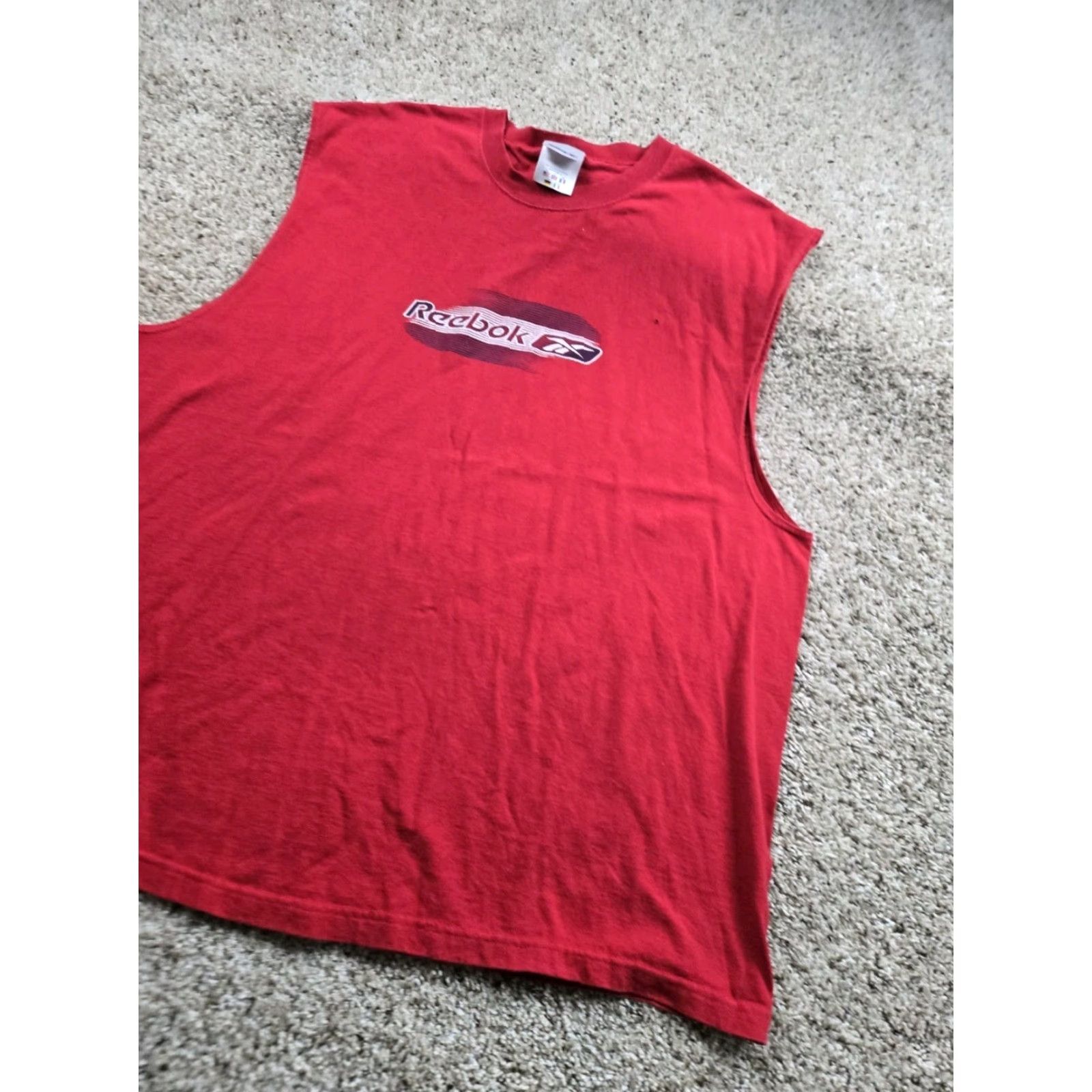 Reebok VINTAGE Reebok Tank Top Shirt XL Mens Red Sleeveless Graphic Training Y2K Shirt Size US XL / EU 56 / 4 - 2 Thumbnail