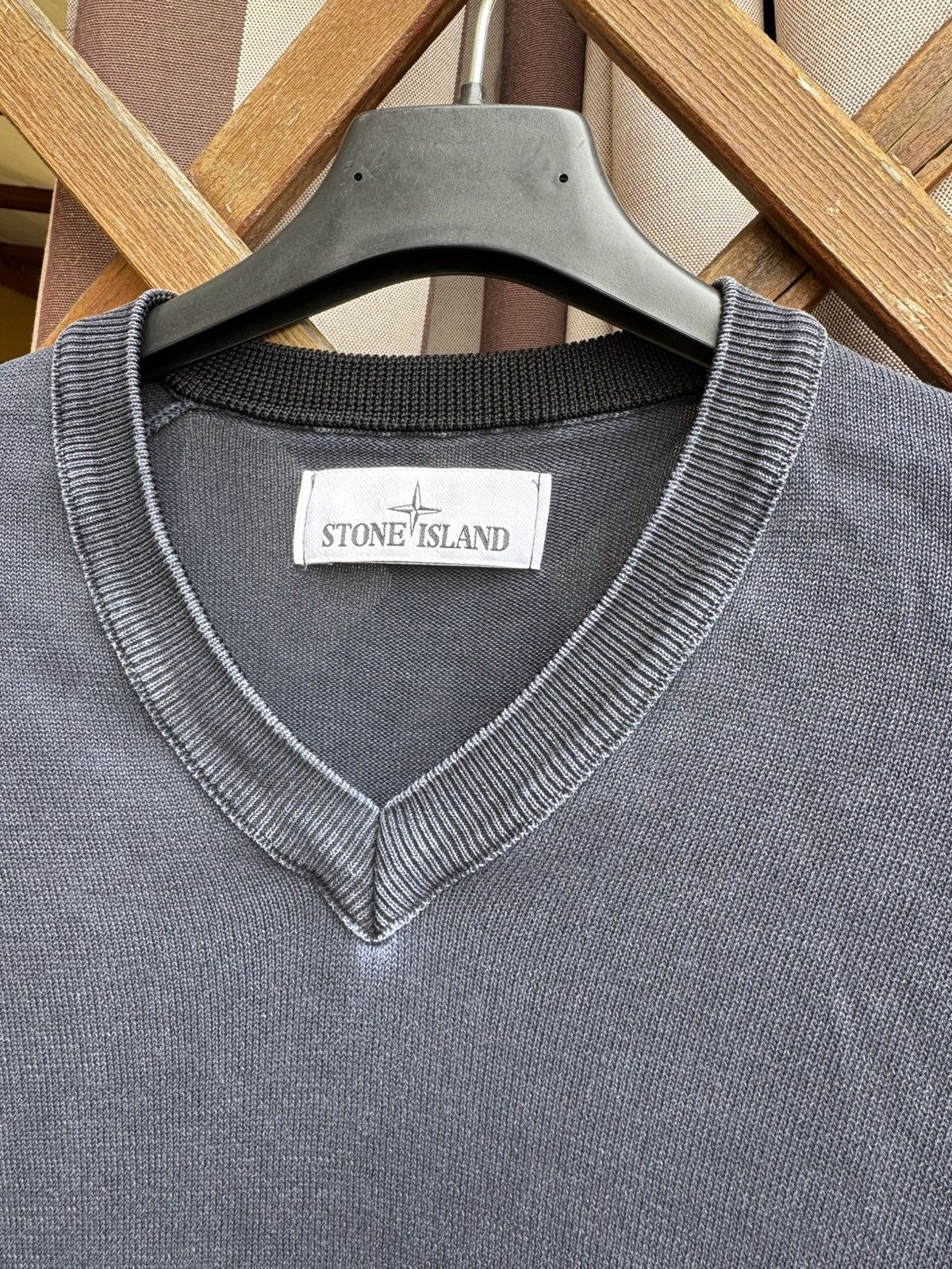 Stone Island Stone Island V-Neck Cotton Sweater Size US L / EU 52-54 / 3 - 3 Thumbnail