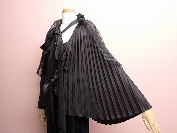 Masaki Matsushima Masaki Matsushima Pleated Cape Cardigan Size M / US 6-8 / IT 42-44 - 1 Thumbnail