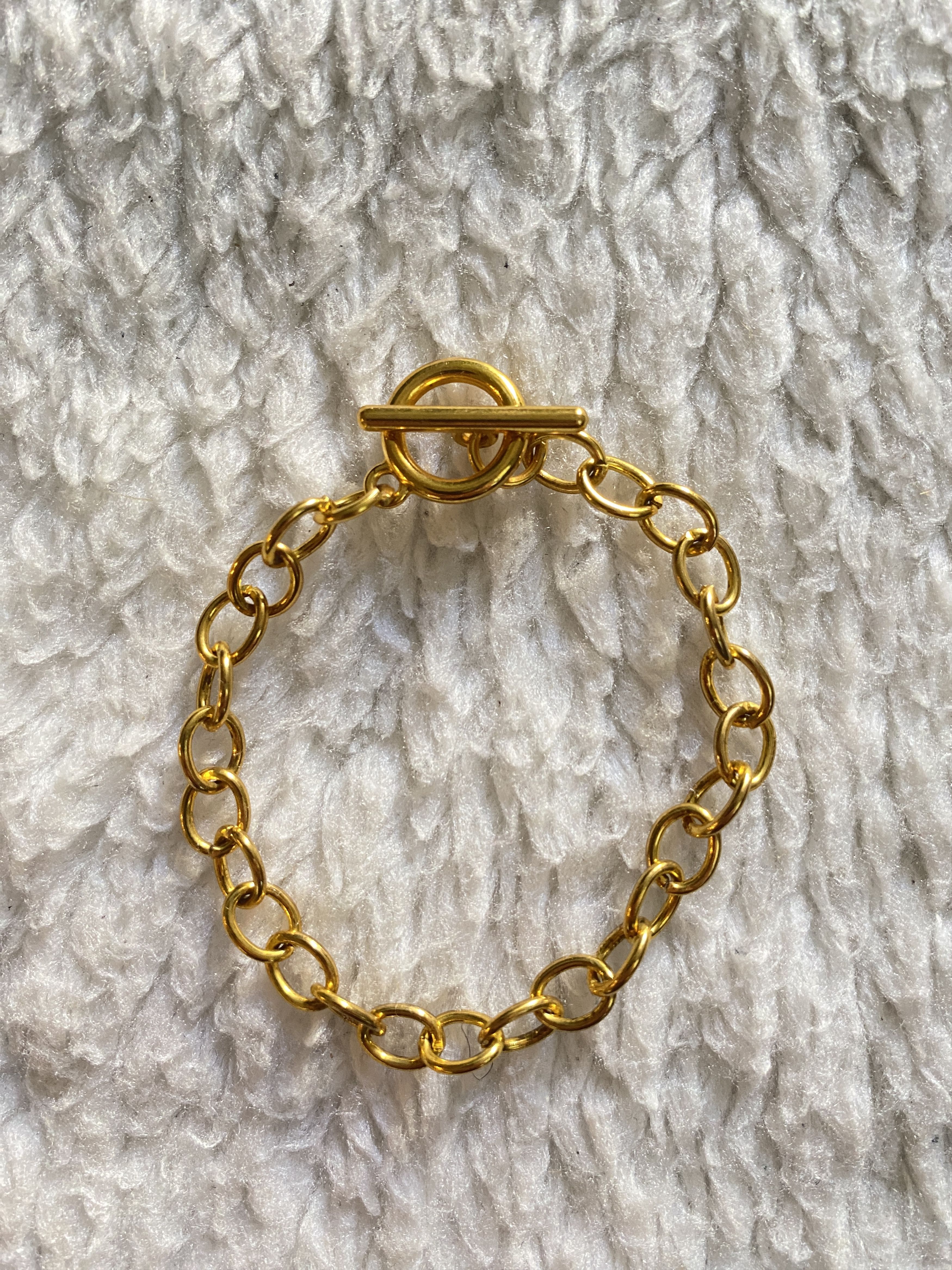 Other Gold Chunky Stainless Steel Toggle Bracelet Size ONE SIZE - 1 Thumbnail