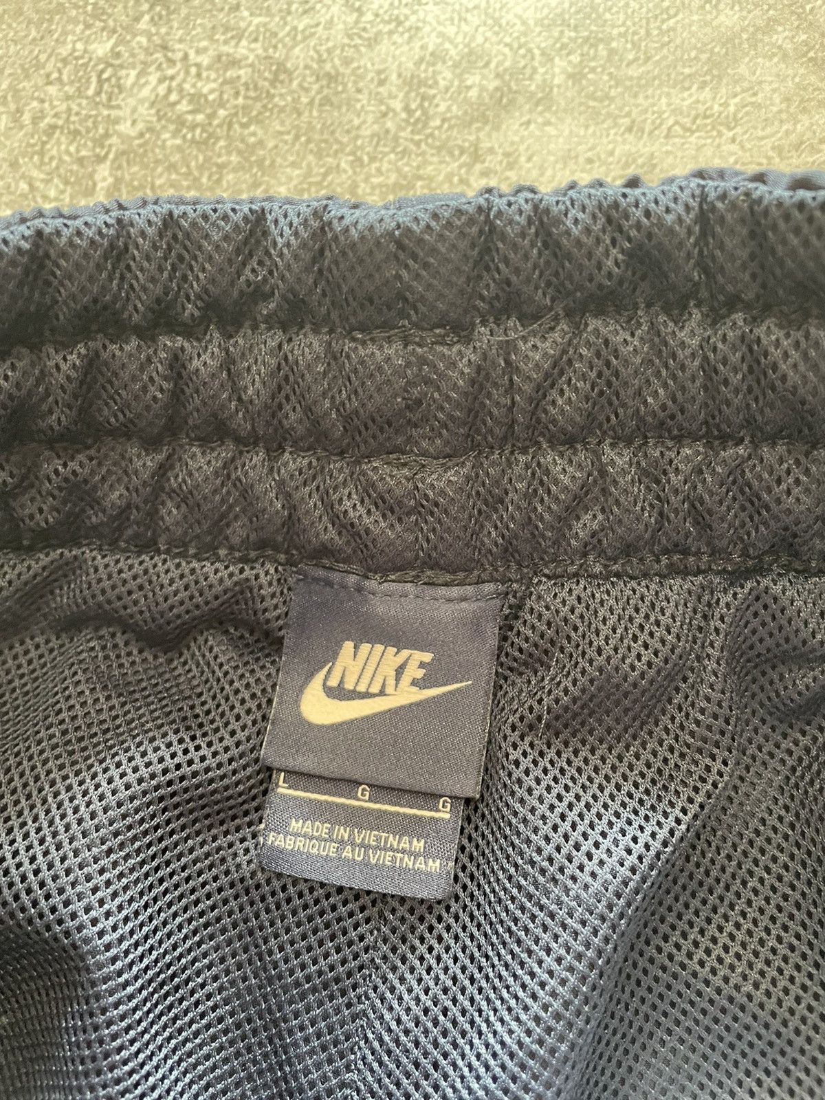 Nike × Vintage Vintage Nike Navy Blue Shorts Drill Size L Size US 34 / EU 50 - 7 Thumbnail