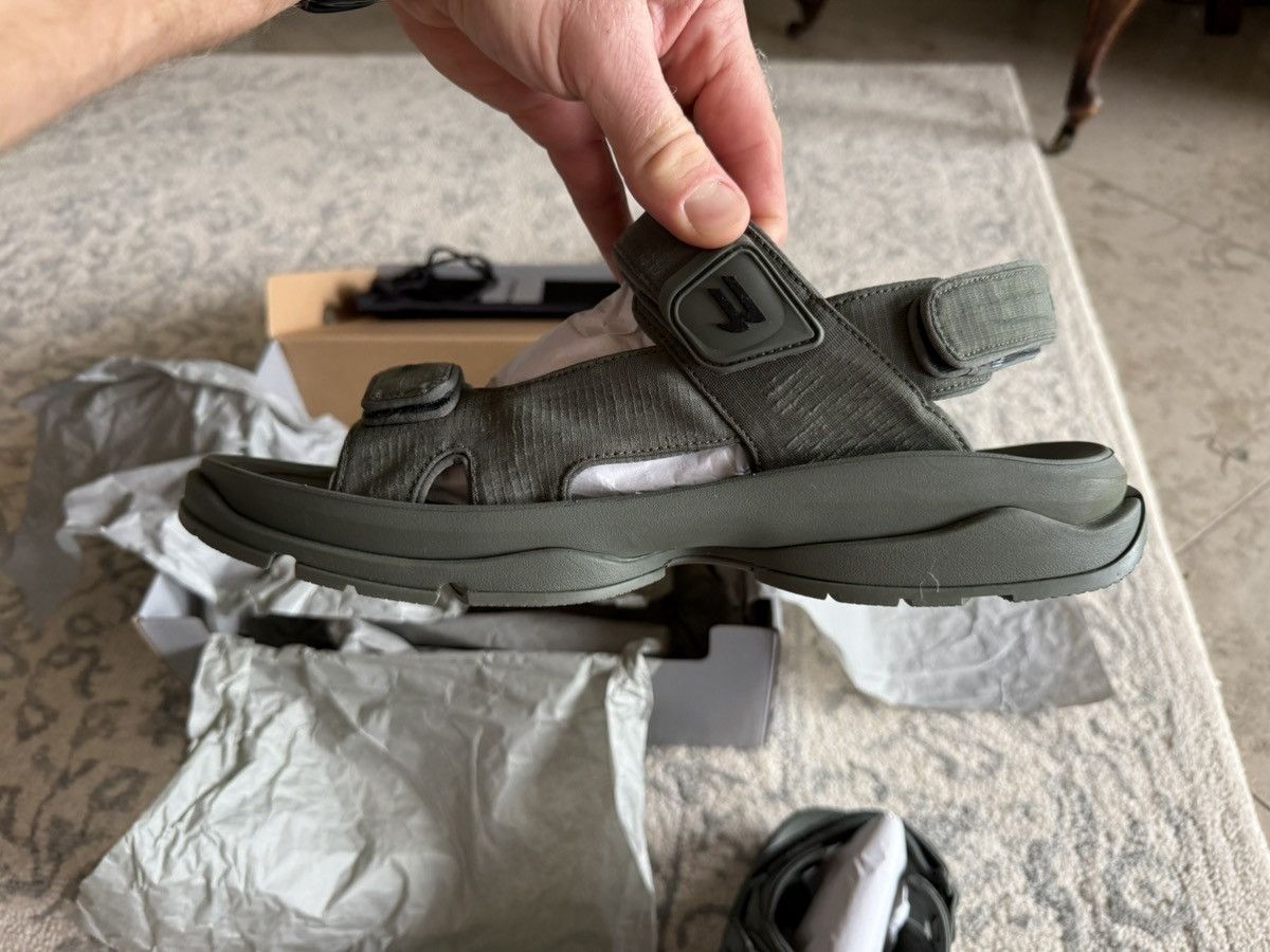 Balenciaga Balenciaga tourist sandal sneakers Demna khaki green 47 Size US 13 / EU 46 - 12 Thumbnail