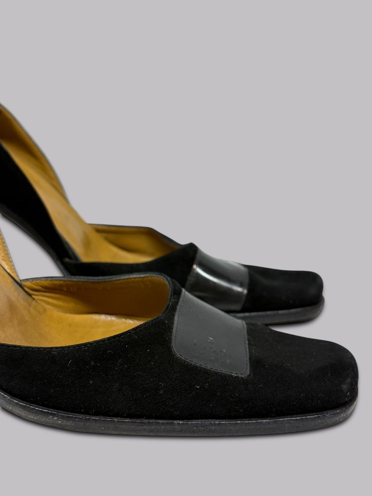 Gucci Vintage Gucci Tom Ford 2000s Rare D’Orsay Block Heel Suede Size US 9 / IT 39 - 6 Thumbnail