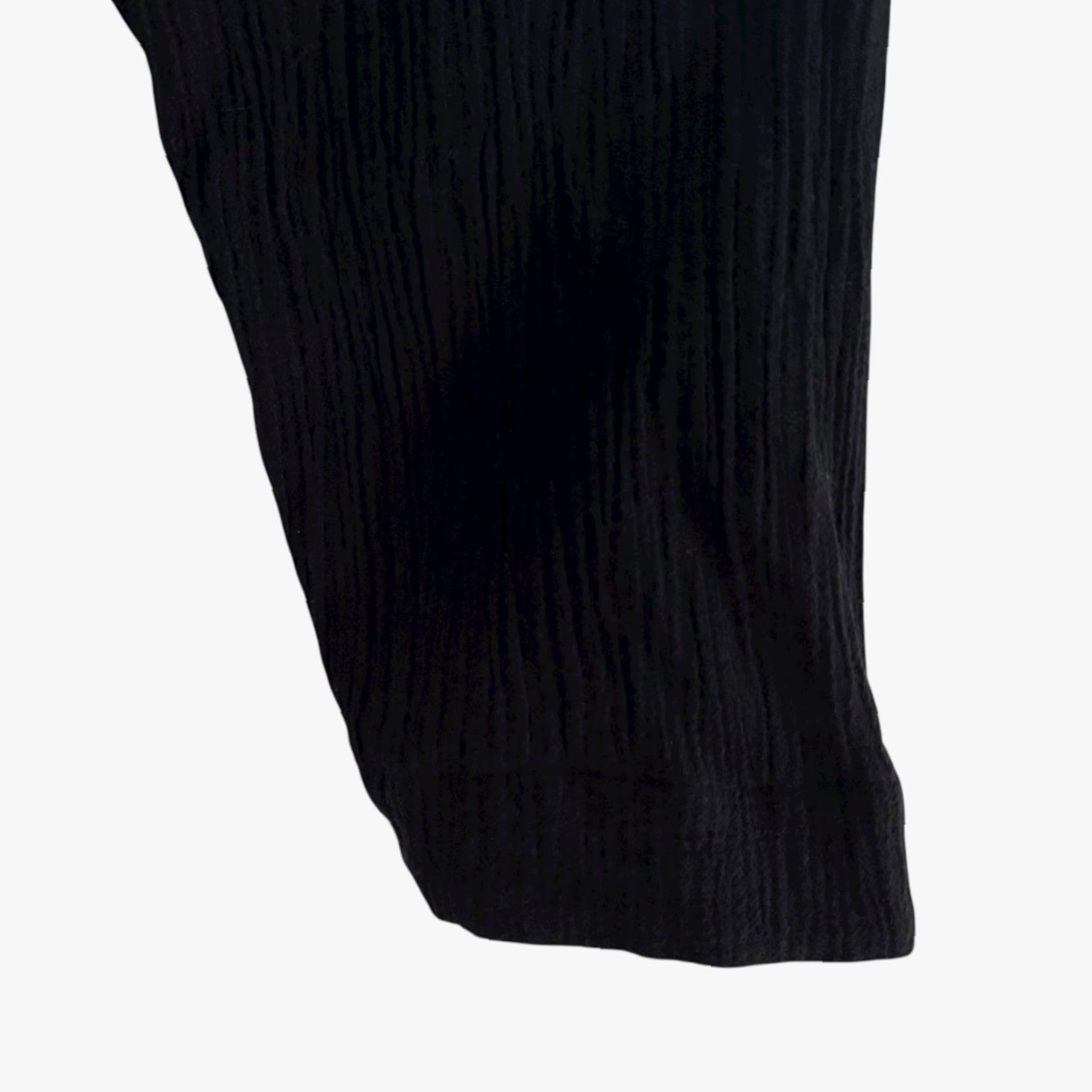 Lands' End Lands' End Embroidered 3/4 Sleeve V-Neck Tunic Top Black Women's Petite Medium Blouse 100% Cotton Embroidered Wool? No. (Just avoid extra). Size M / US 6-8 / IT 42-44 - 7 Thumbnail
