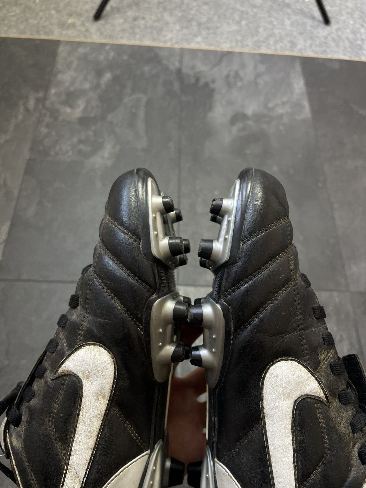 Nike × Streetwear × Vintage Nike Rare 2007 Tiempo II FG Soccer Football Men’s Size US 9 / EU 42 - 13 Thumbnail