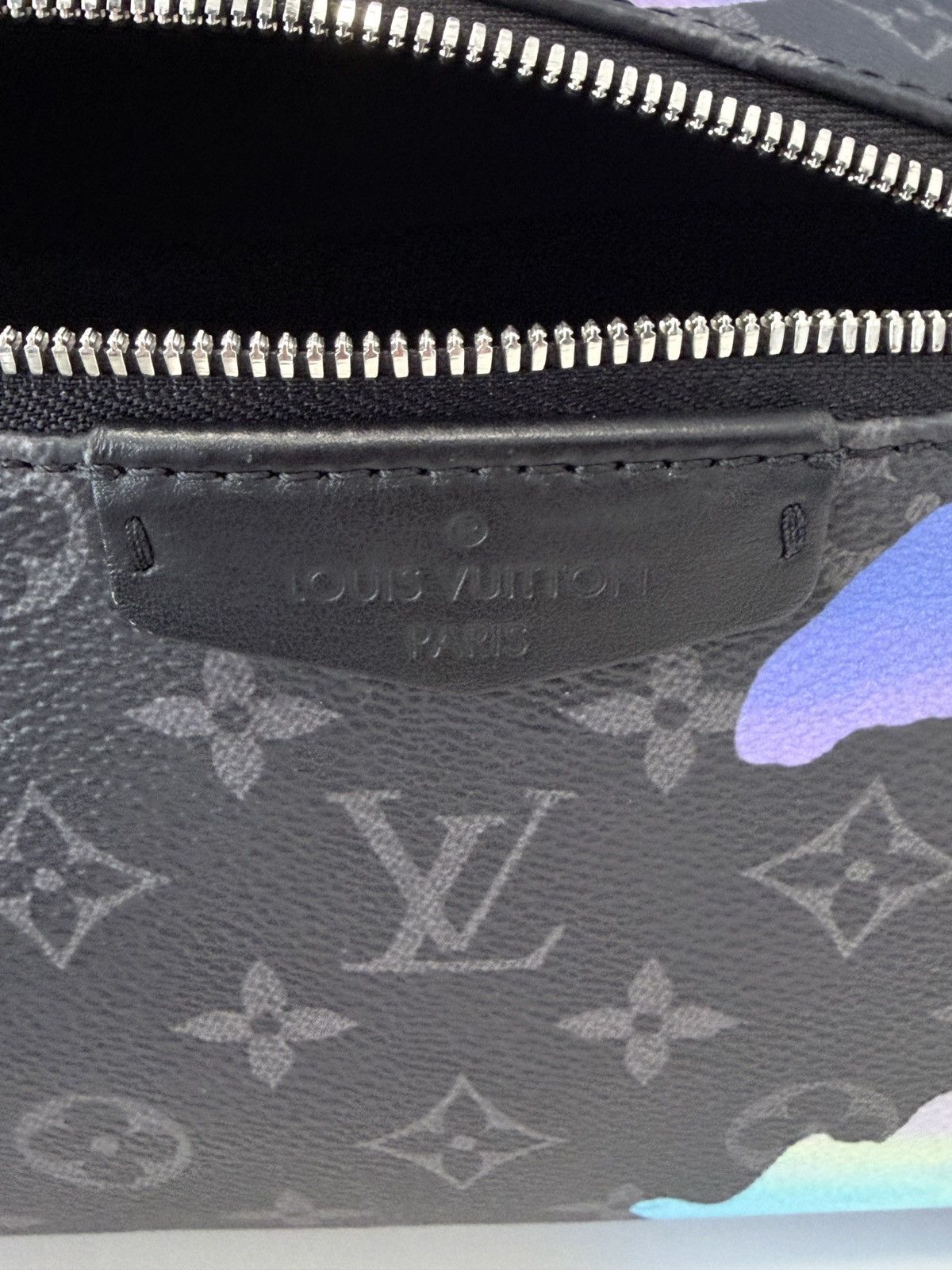 Louis Vuitton Louis Vuitton Discovery Sunrise Monogram Backpack Size ONE SIZE - 5 Thumbnail