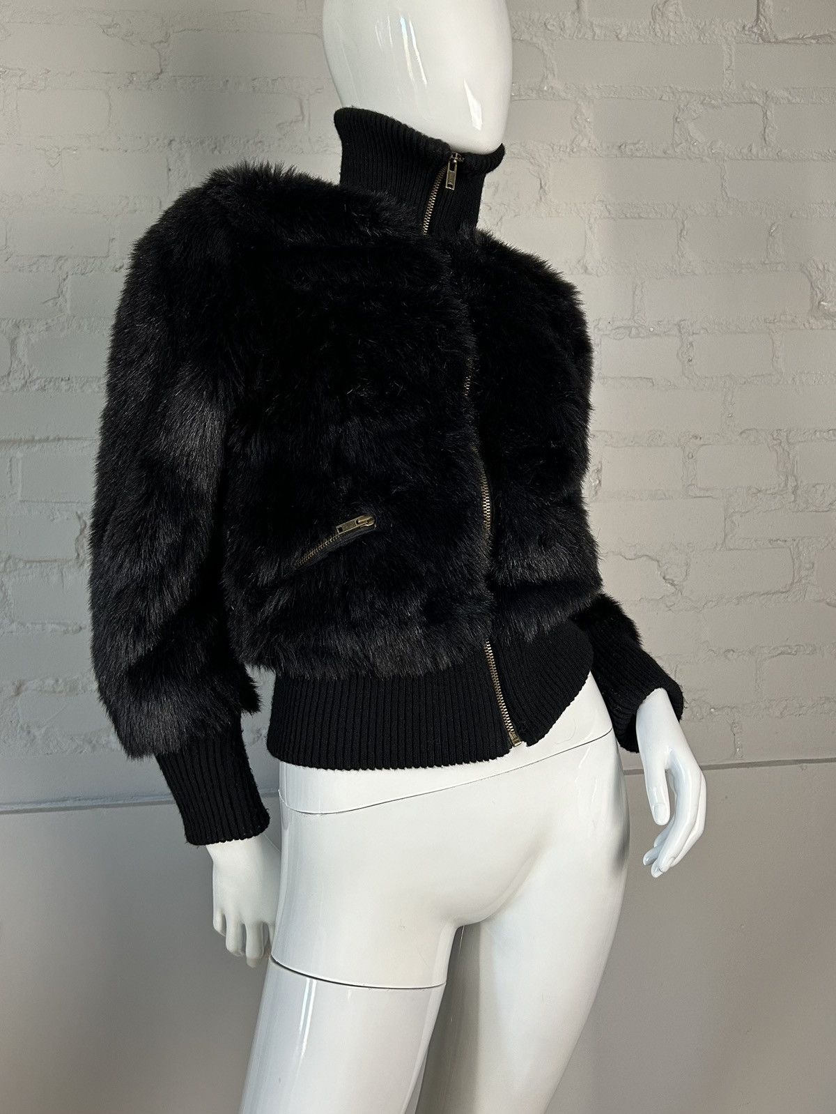Vintage Insane vintage faux fur jacket Size S / US 4 / IT 40 - 1 Thumbnail