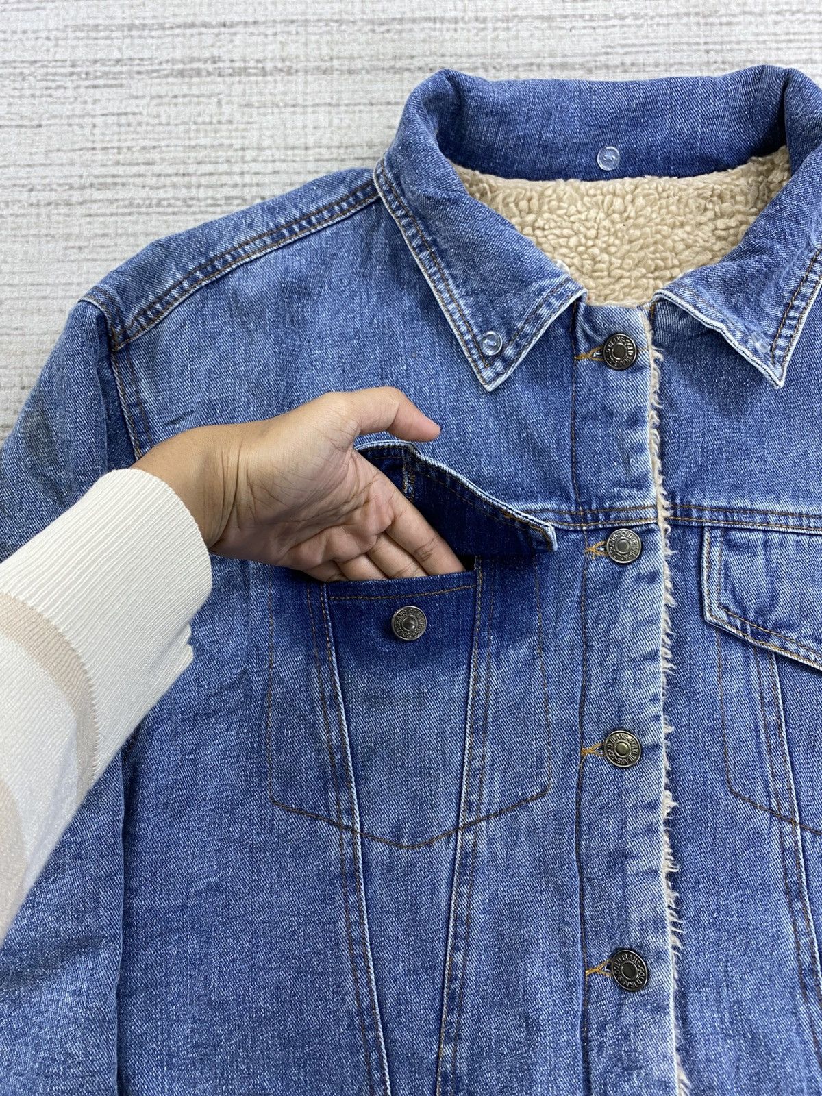 Japanese Brand × Vintage Vintage Sheson Breasted Cropped Sherpa Denim Jacket Size US M / EU 48-50 / 2 - 7 Thumbnail
