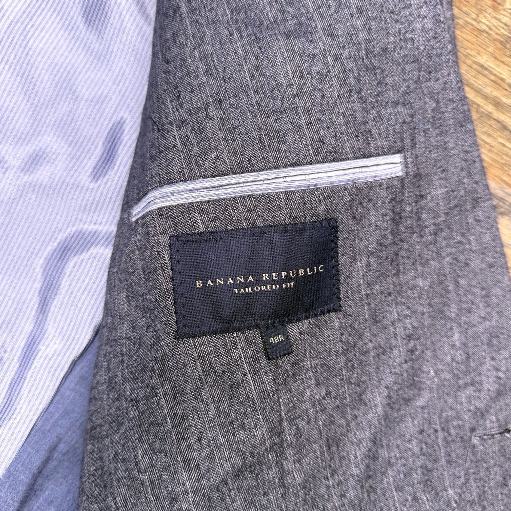 Banana Republic Banana Republic Gray Herringbone Cotton Italian Fabric Tailored Fit Blazer 48R Men Size 48R - 4 Thumbnail