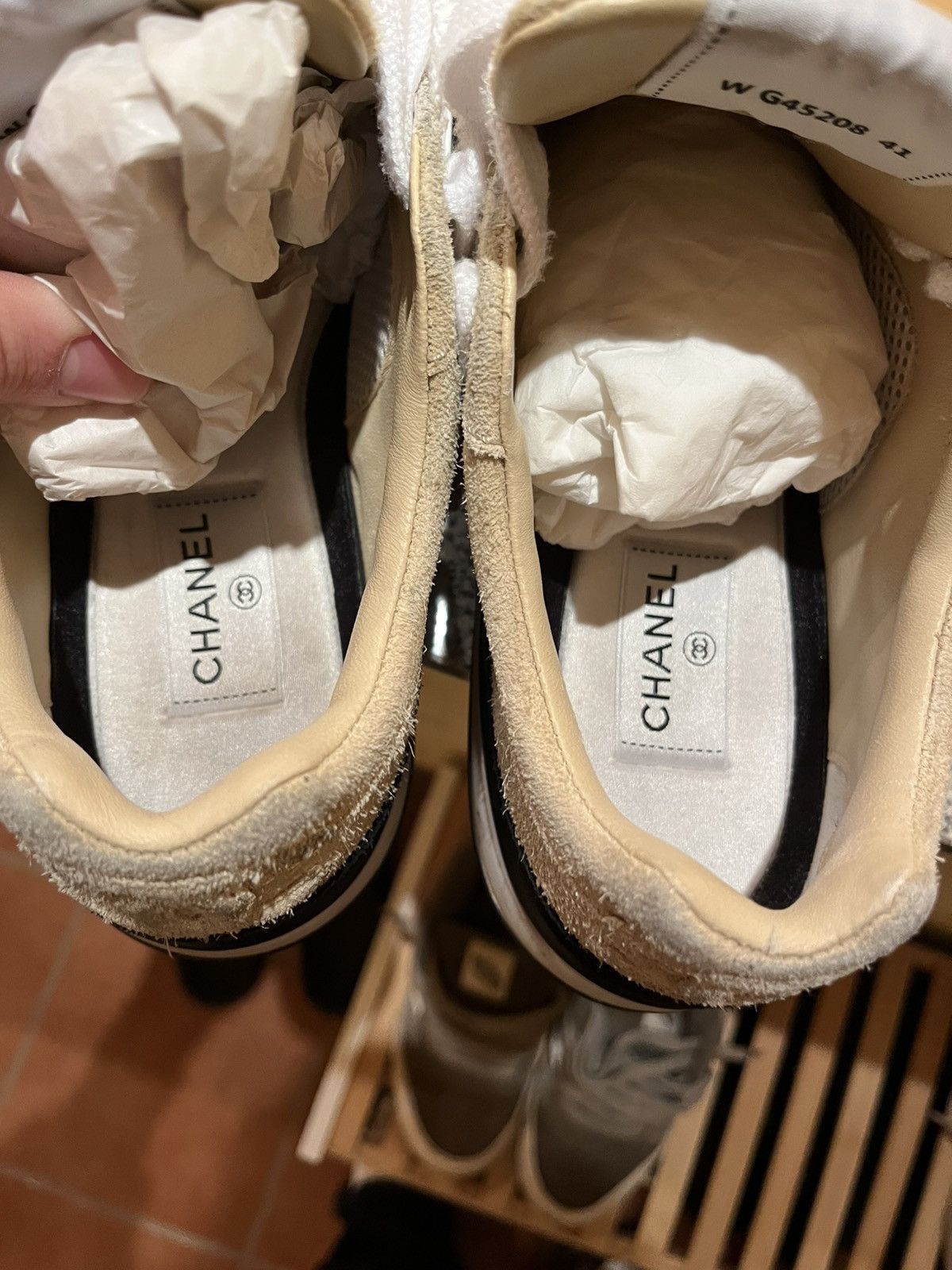 Chanel CC Chanel Suede Sneaker Runner Beige/White Rare Size US 8 / EU 41 - 13 Thumbnail