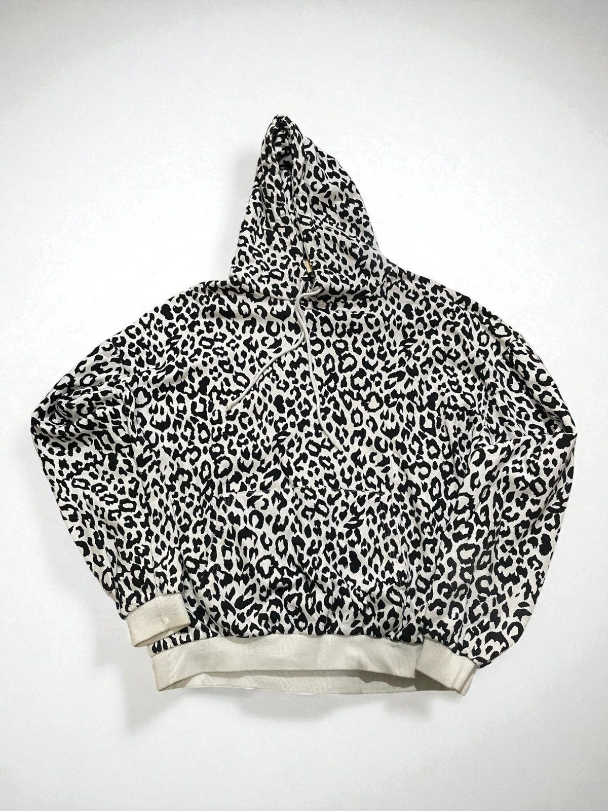 Japanese Brand LEOPARD PRINT HOOD - WHITE Size ONE SIZE - 3 Thumbnail