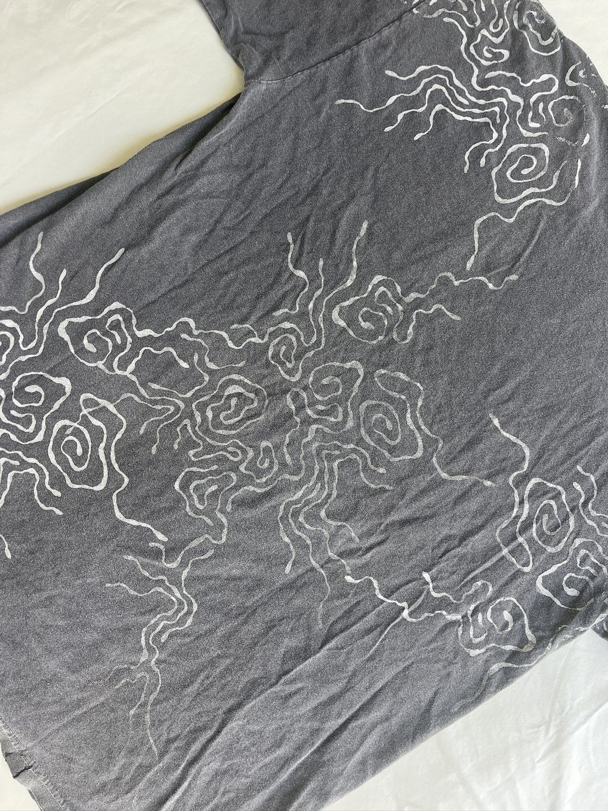 Other Distressed rivers liquid tee Size US XL / EU 56 / 4 - 2 Thumbnail