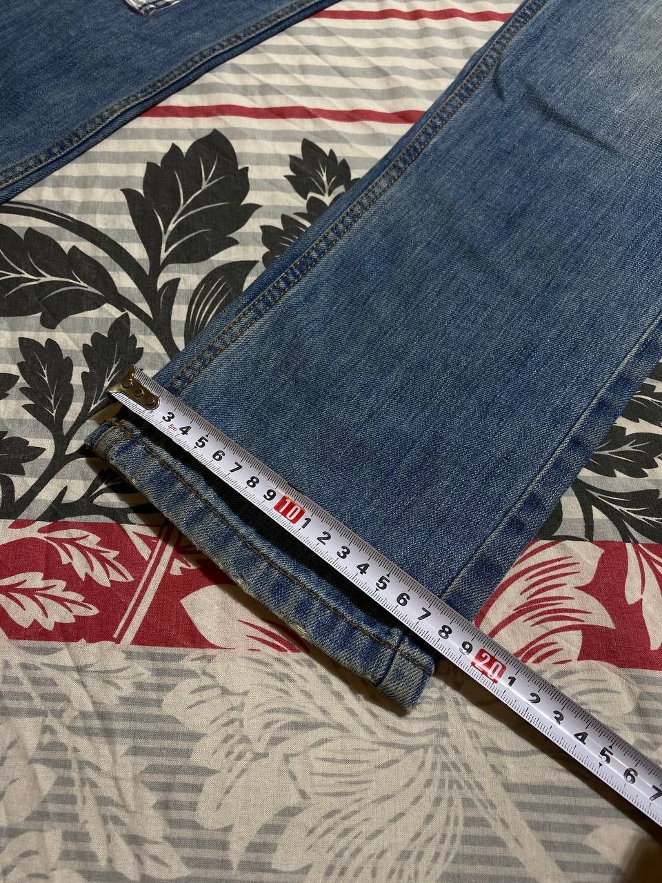 Japanese Brand 💥Vintage Distressed Washed Painted Flared Crash Denim Pants Size US 34 / EU 50 - 22 Thumbnail
