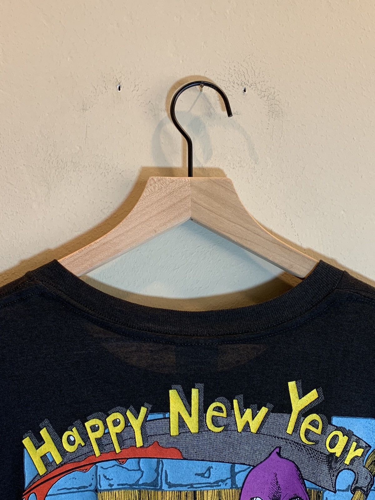 Band Tees × Vintage *RARE* Vintage 80s Y&T Happy New Year Grim Reaper Band Shirt Size US XL / EU 56 / 4 - 10 Thumbnail