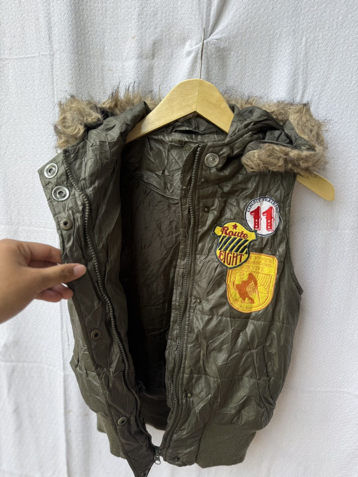 Hysteric Glamour japanese fur vest puffer hoodie zip patched Size US S / EU 44-46 / 1 - 7 Thumbnail