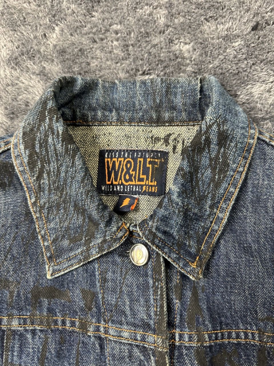 W&LT SS98 "Kiss The Future" Denim Jacket Size US S / EU 44-46 / 1 - 9 Thumbnail
