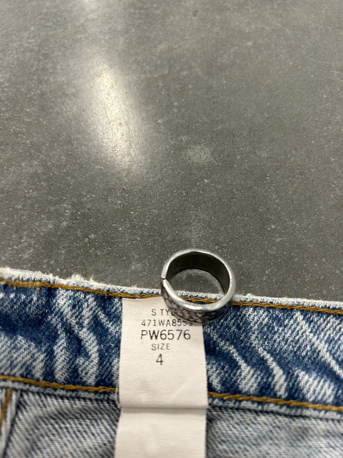 Guess × Vintage Vintage Guess 80s acid wash high-waisted mom jeans jeans Size 27" / US 4 / IT 40 - 4 Thumbnail