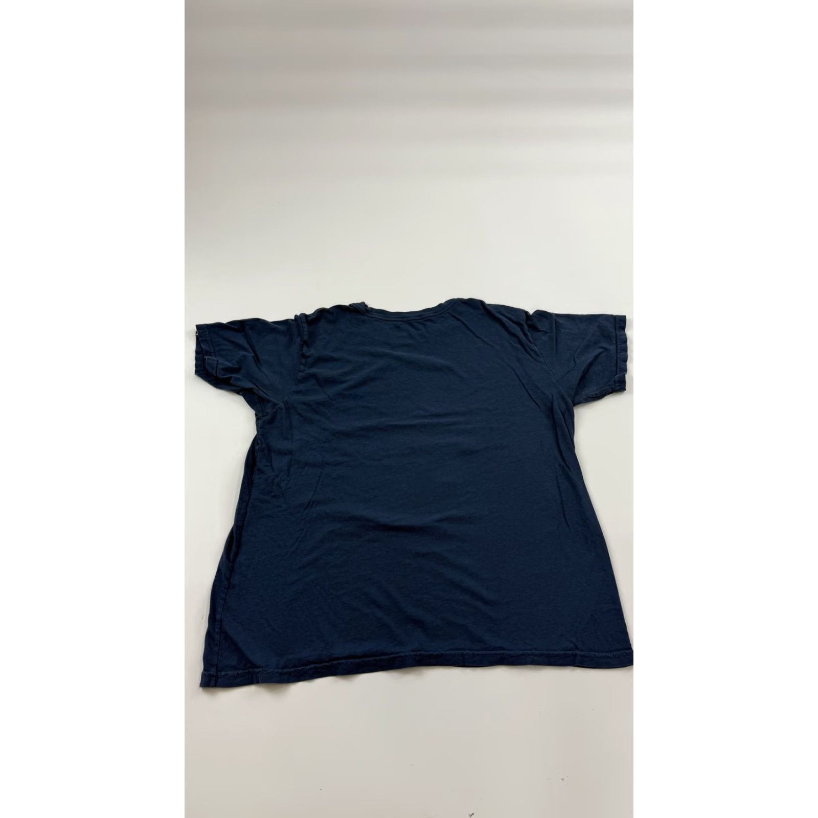 Vintage VINTAGE? No, but not vintage. Salty Crew Shirt Mens Large Blue Find Refuge In The Sea Marlin Fish Graphic Tee Size US L / EU 52-54 / 3 - 6 Thumbnail