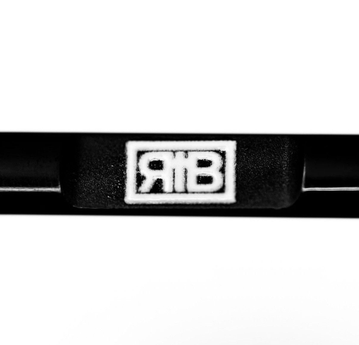 Rest in Bass Che Earbuds
