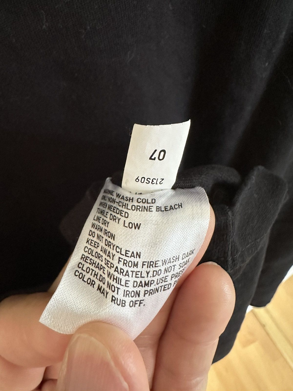 Japanese Brand × Kaws × Uniqlo UNIQLO X KAWS Father and Son tee shirt Size US XL / EU 56 / 4 - 7 Thumbnail