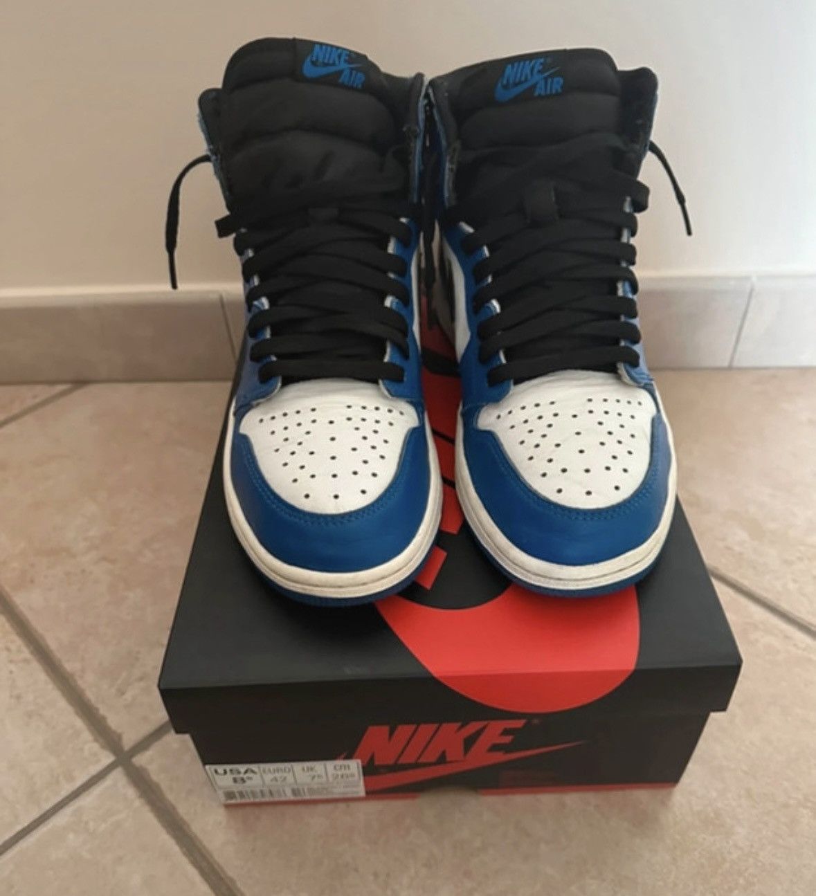 Nike Jordan 1 Game Royal Size US 8.5 / EU 41-42 - 1 Thumbnail