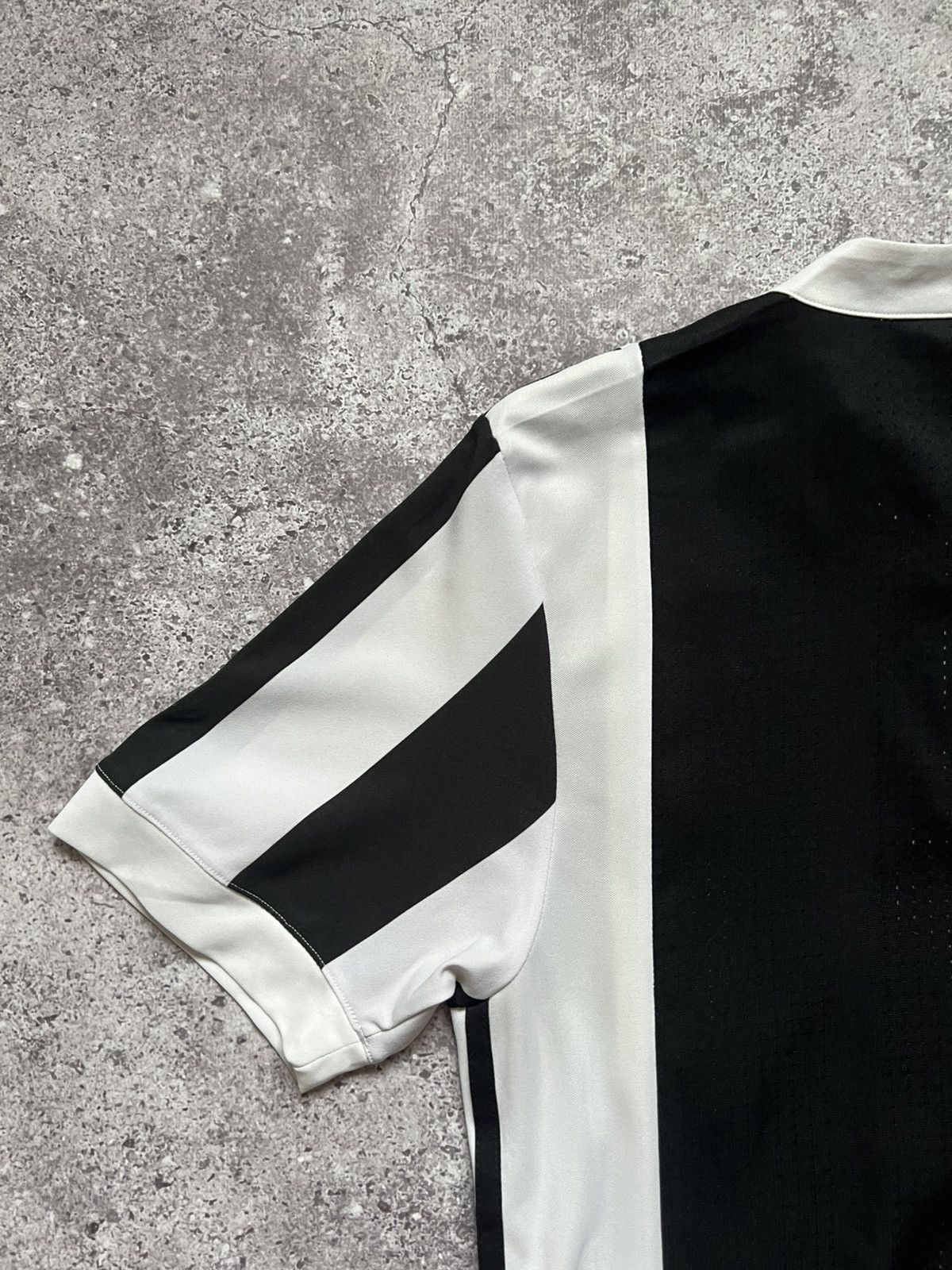 Adidas Adidas Juventus 2017/18 Home Football Shirt Jersey Adizero Size US S / EU 44-46 / 1 - 14 Thumbnail