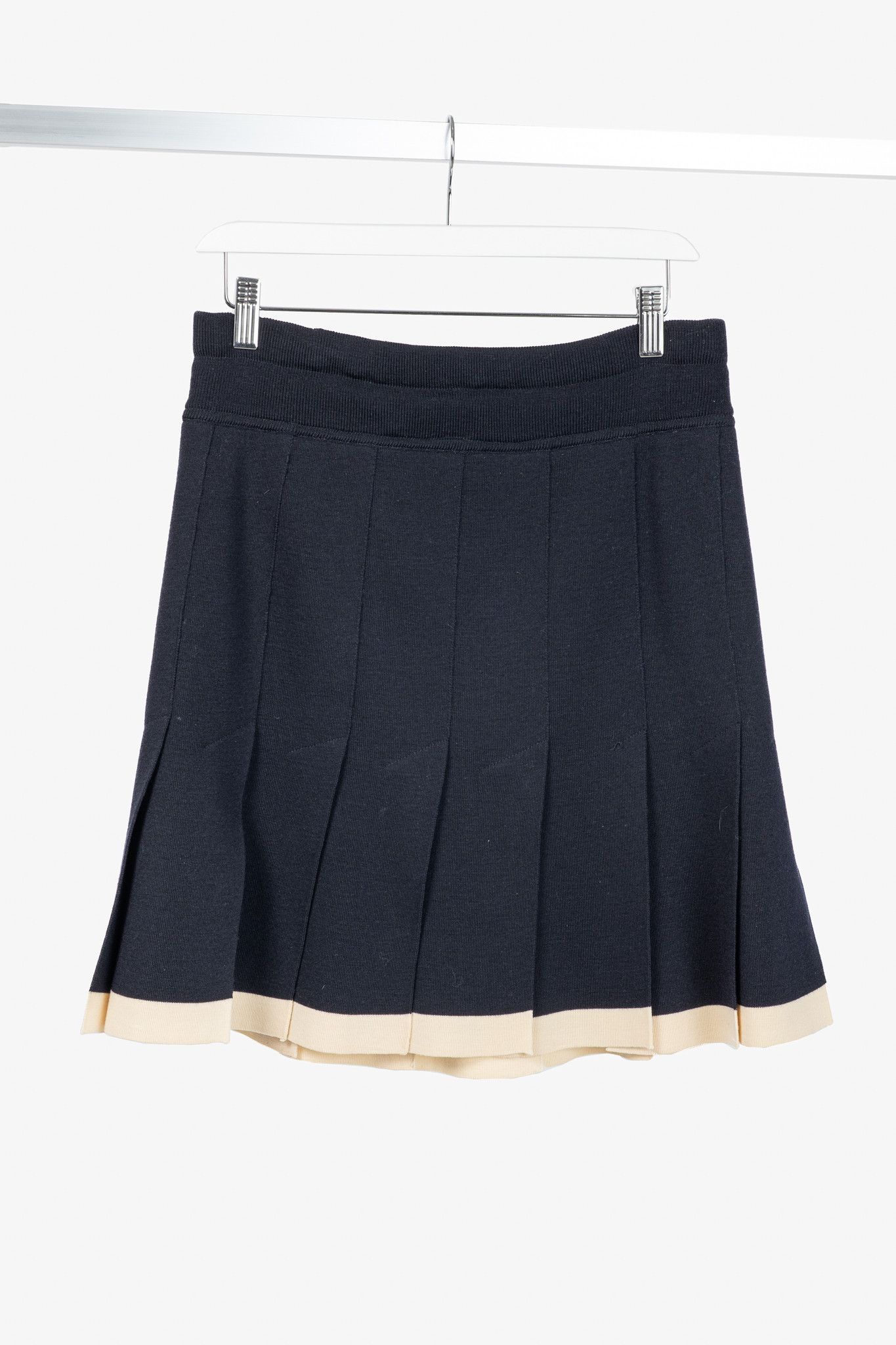 Escada Escada by Margaretha Ley Wool-Knit Piped Sweater & Skirt Set Size S / US 4 / IT 40 - 11 Thumbnail