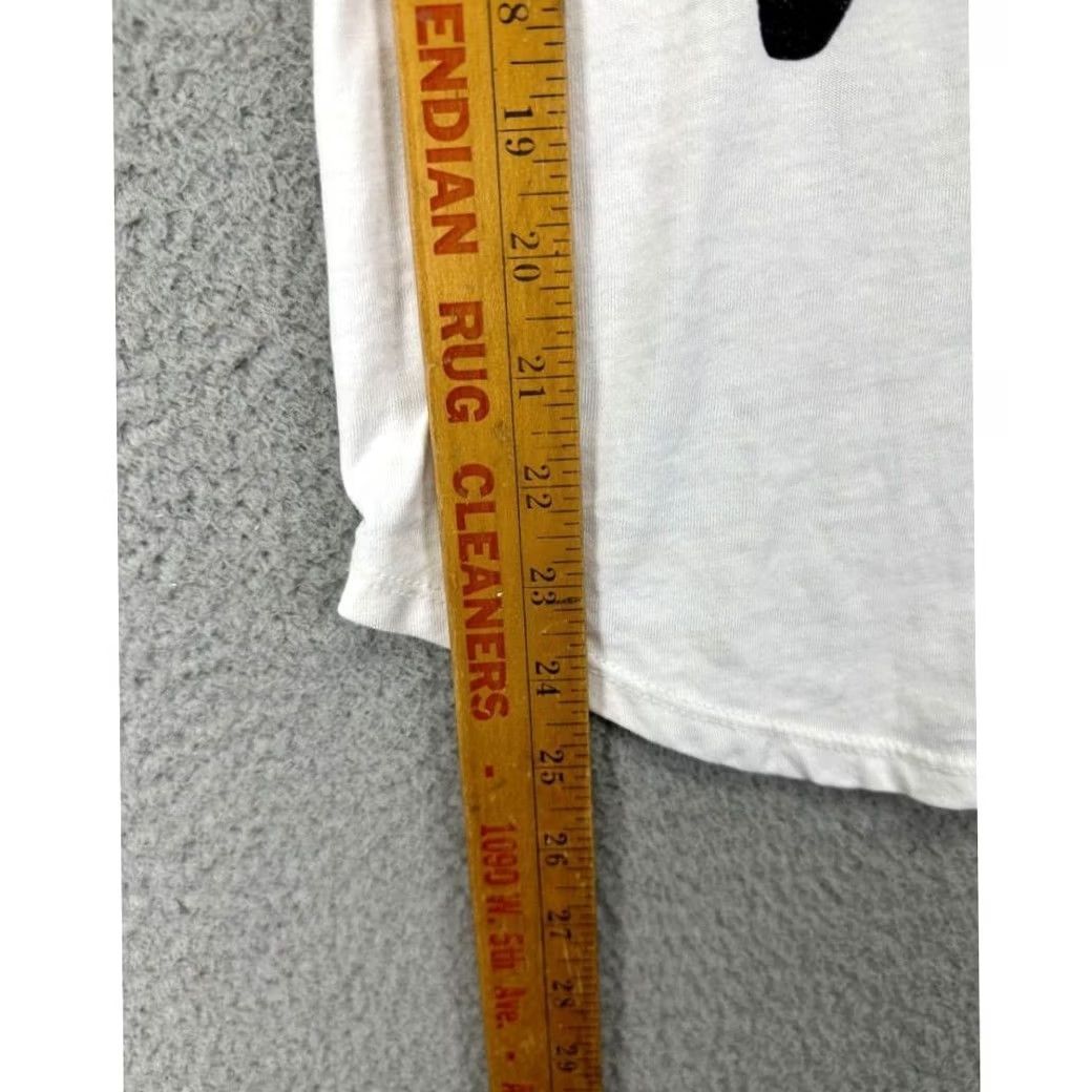 Vintage Grayson Threads Shirt Women XS White Hello Gorgeous Skull V-Neck Tee Long Sleeve Size XS / US 0-2 / IT 36-38 - 6 Thumbnail