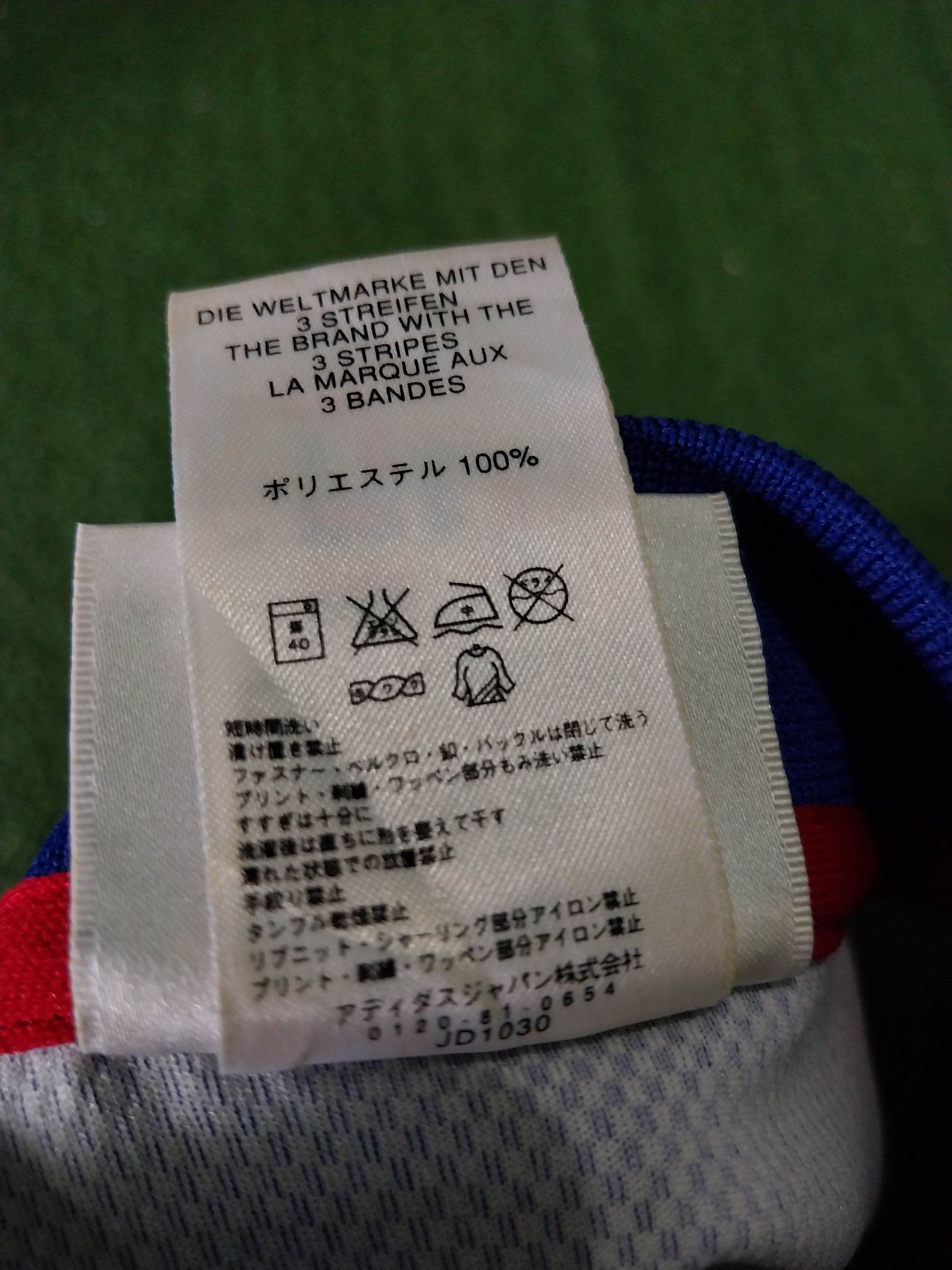Adidas Japan world cup 2002 nakata jersey football Size US S / EU 44-46 / 1 - 6 Thumbnail