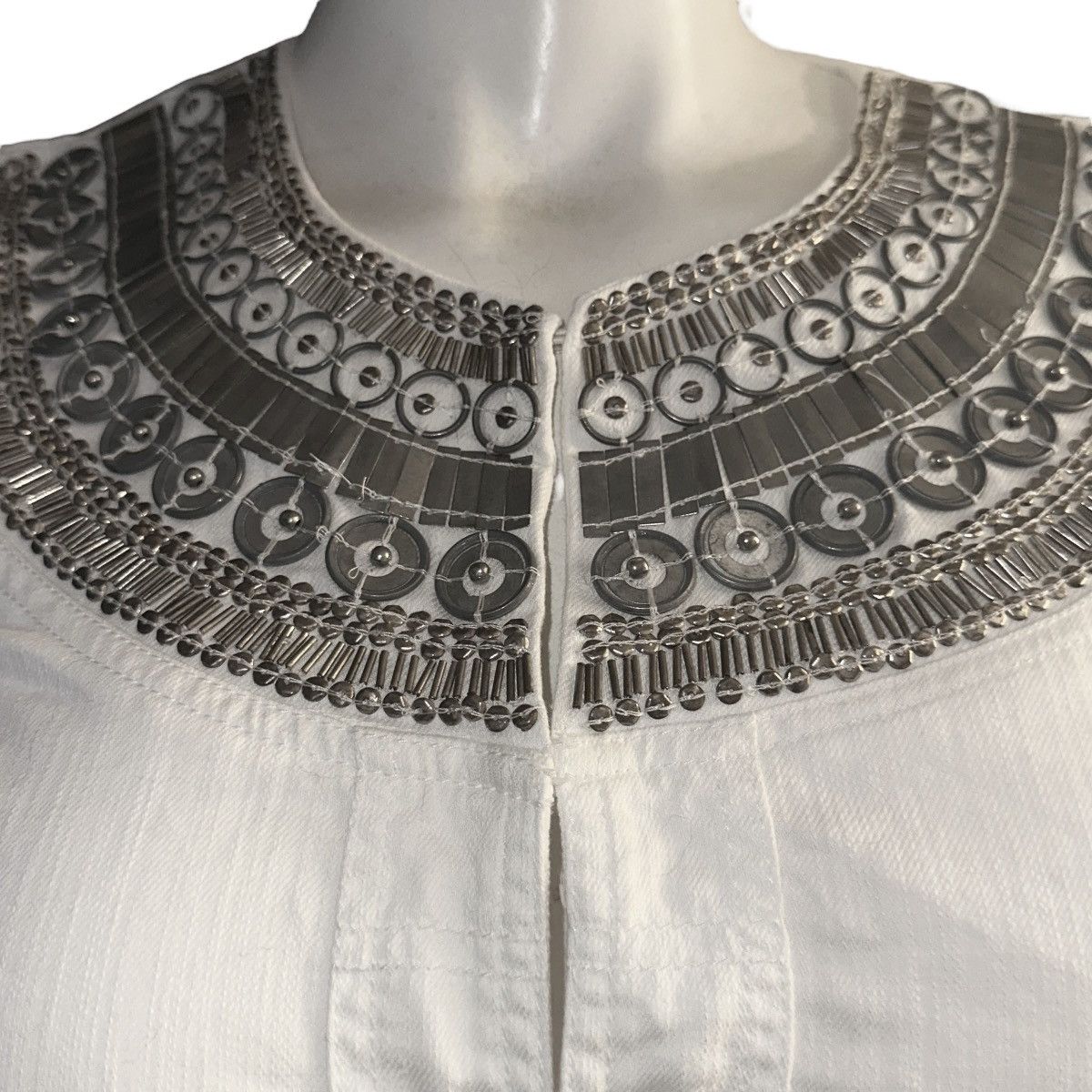 Chicos Chico’s white embellished silver medallion denim jacket Size M / US 6-8 / IT 42-44 - 3 Thumbnail