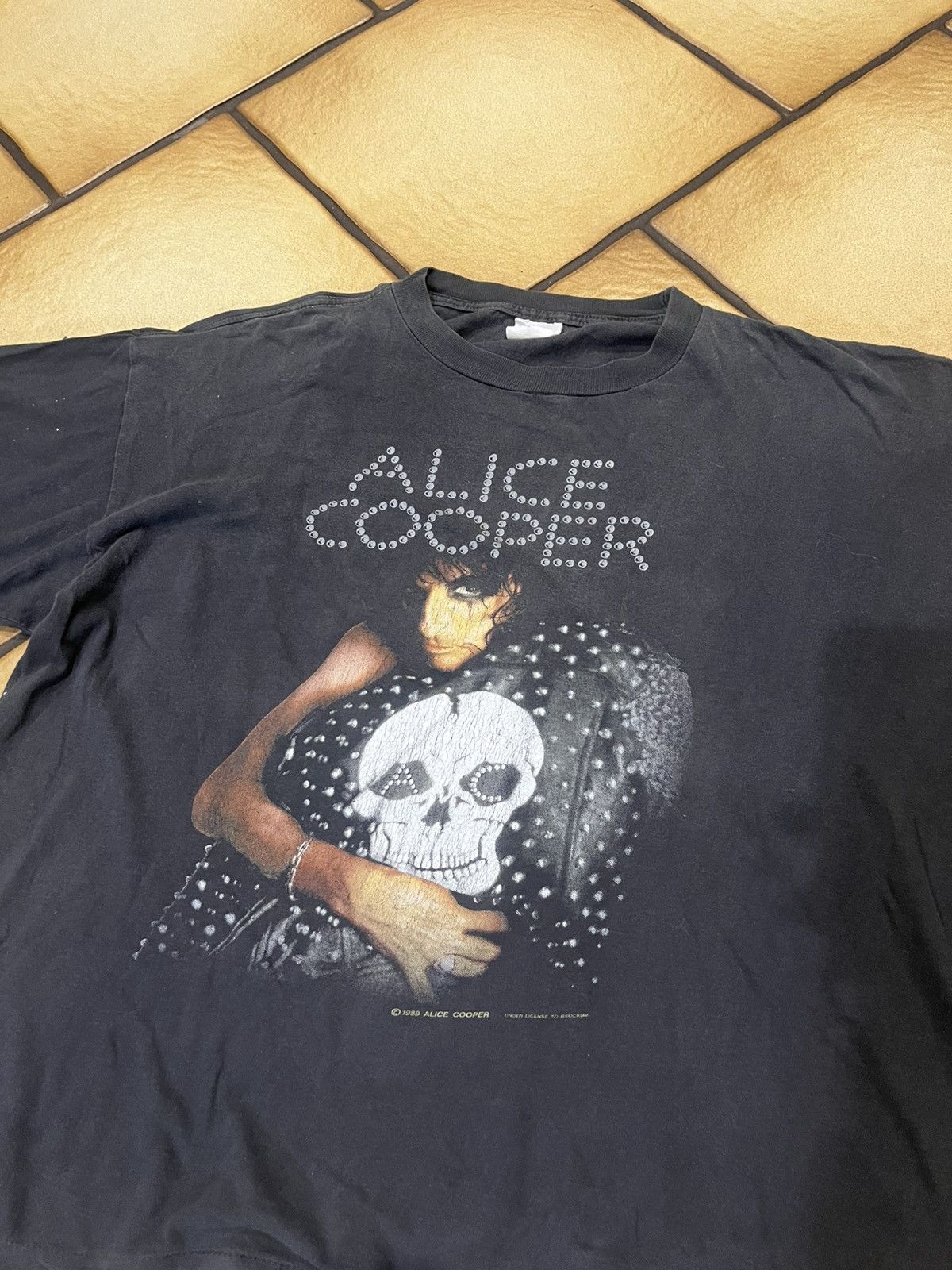 Band Tees × Vintage Vintage Alice Cooper Trash 1989 T-Shirt Size US XL / EU 56 / 4 - 3 Thumbnail