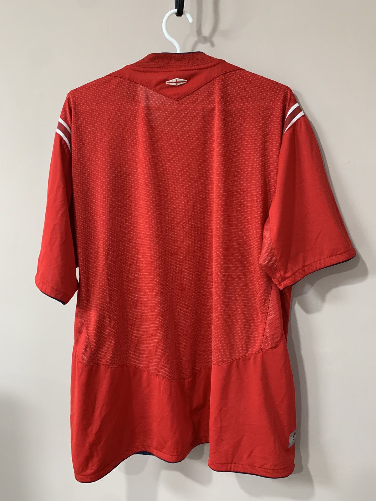 Umbro × Vintage England 2004/06 Away Football Shirt Umbro Soccer Jersey Size US XXL / EU 58 / 5 - 2 Thumbnail