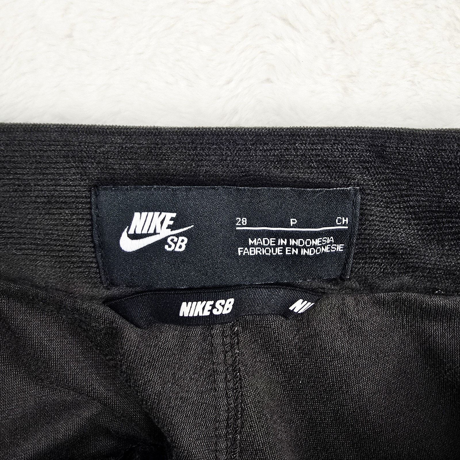 Nike Nike SB Shorts Mens 28 Dark Brown Skater Velvet Corduroy Size US 28 / EU 44 - 4 Thumbnail
