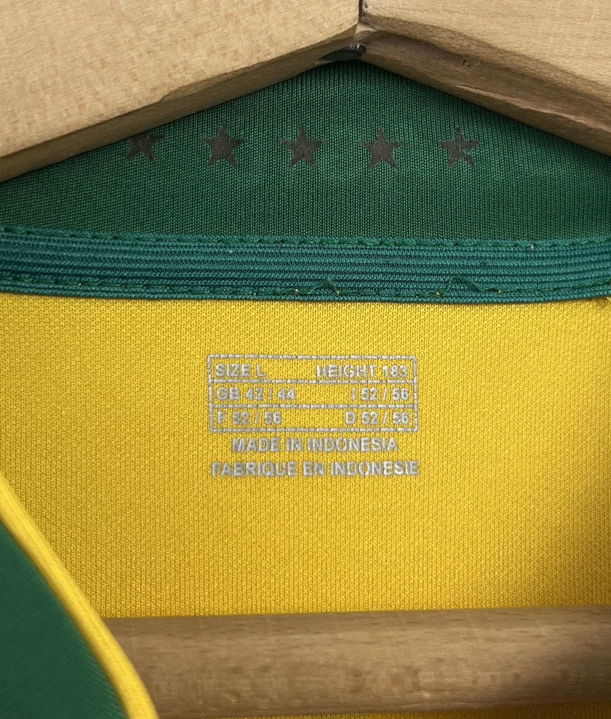 Nike Hype Nike Brazil Robinho #11 Y2K Jersey 00s Size US L / EU 52-54 / 3 - 4 Thumbnail