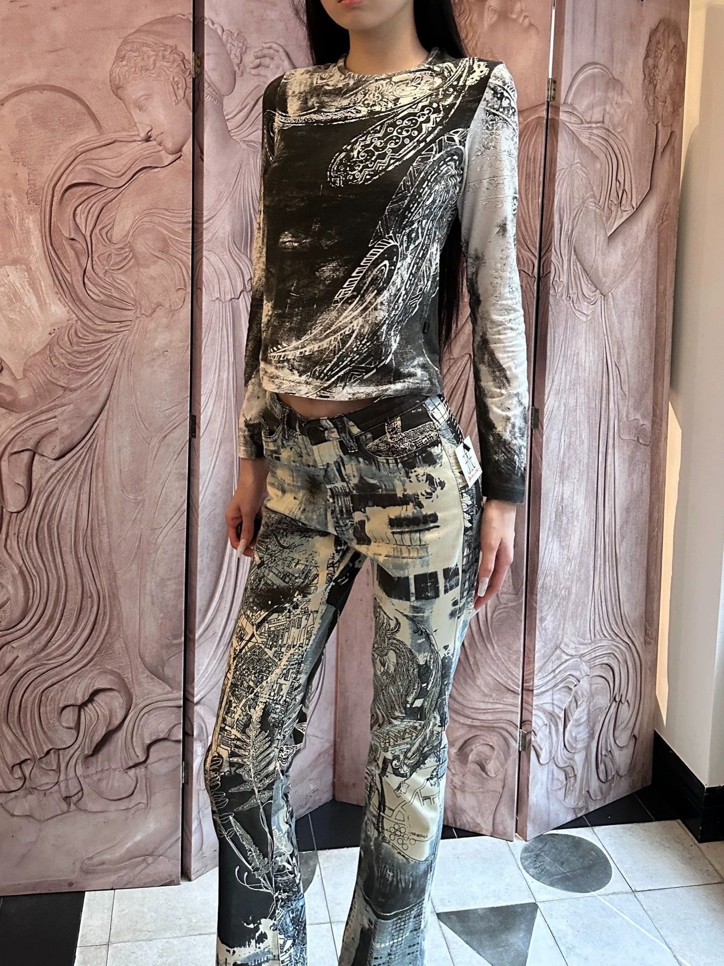 Just Cavalli Just Cavalli Print Stretch LS Tee Vtg Archive S Size S / US 4 / IT 40 - 3 Thumbnail