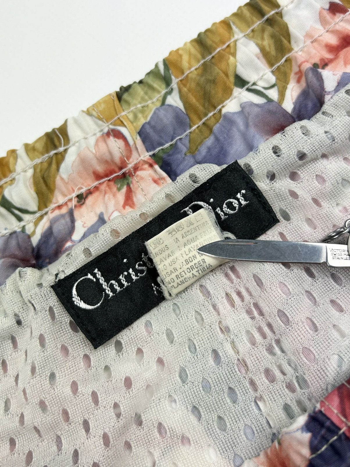 Chanel × Christian Dior Monsieur × Louis Vuitton Vintage floral swim shorts Christian Dior rare item Size US 34 / EU 50 - 11 Thumbnail