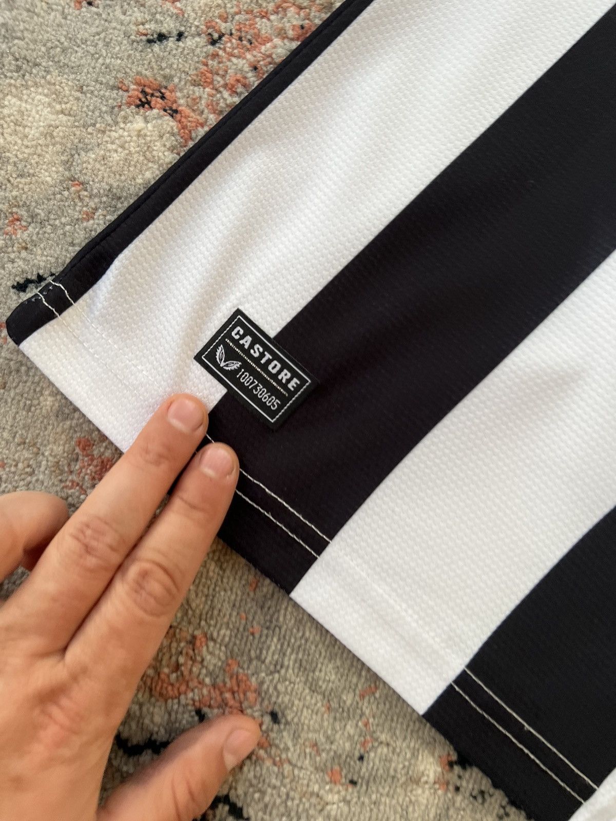 Other Castore Newcastle United Jersey Size US M / EU 48-50 / 2 - 2 Thumbnail