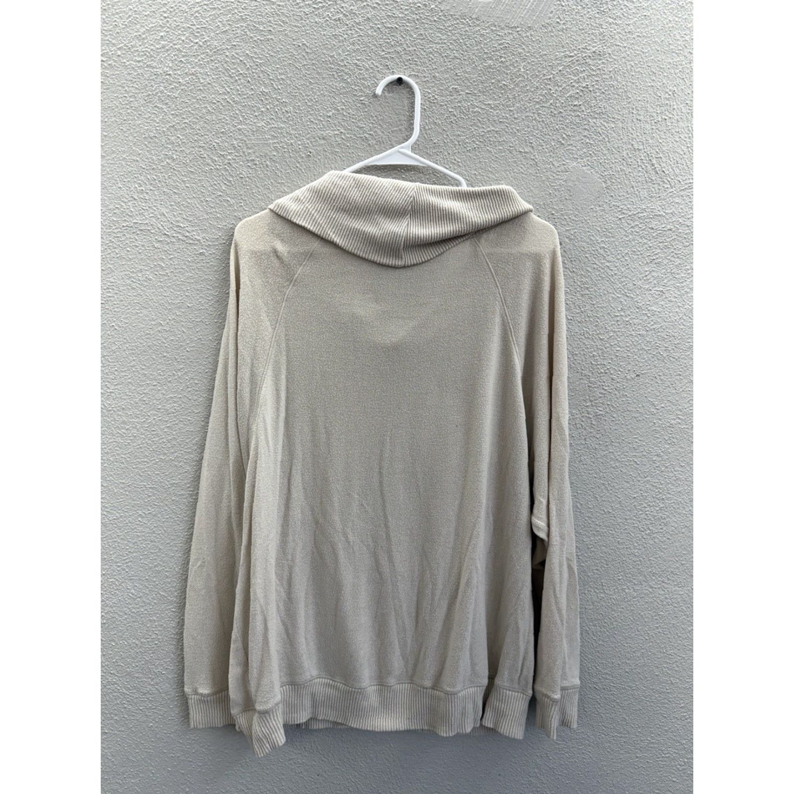 Express Express One Eleven Womens Sweater Size Medium Tan Long Sleeve Crowl Neck Pullover KnIT All Seasons Solid Brown 90s Bohemian Classic Womens Size M / US 6-8 / IT 42-44 - 7 Thumbnail