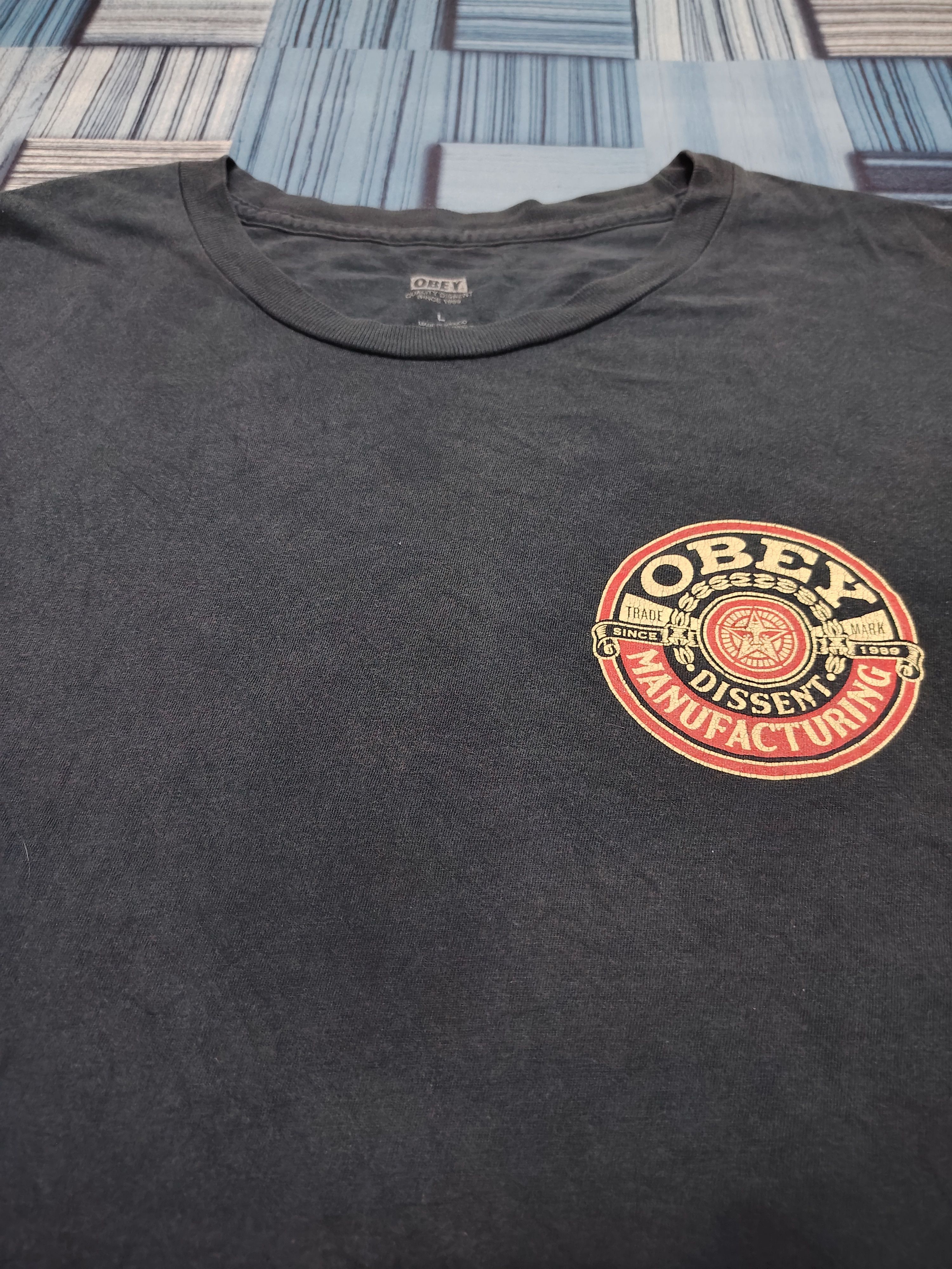 Obey Rare!!! Obey Dissent T shirt Size US L / EU 52-54 / 3 - 3 Thumbnail