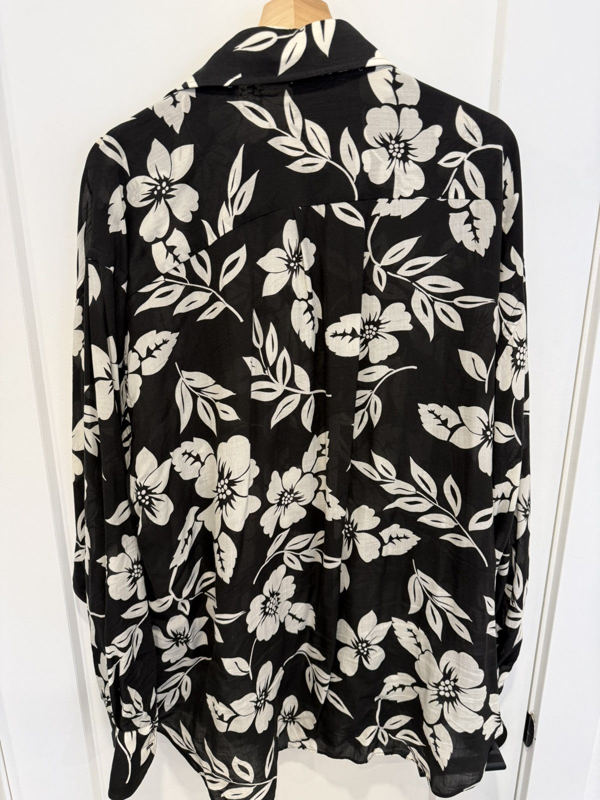 Tom Ford Tom Ford Flowers Print Longsleeve Size US XXL / EU 58 / 5 - 2 Thumbnail
