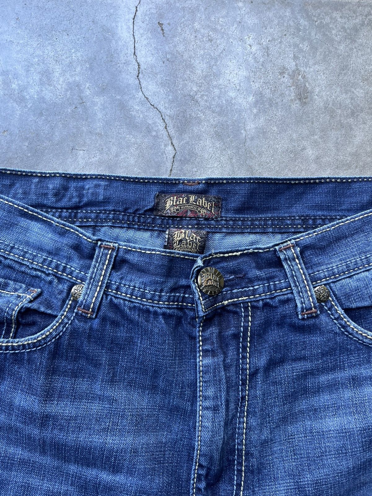 Vintage blac Label Distressed Denim Shorts Size US 36 / EU 52 - 2 Thumbnail