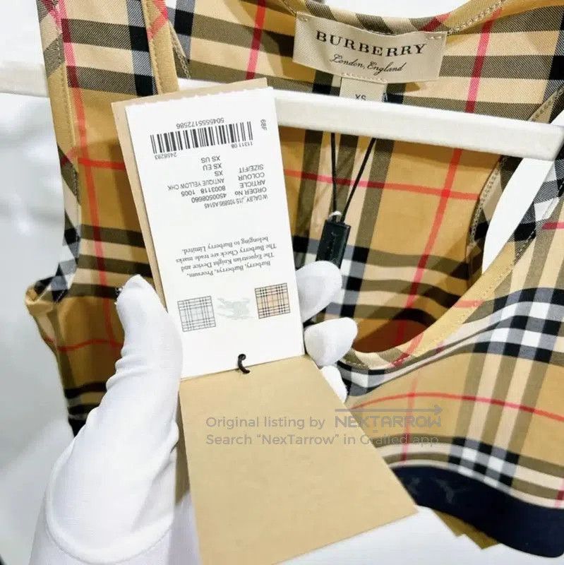 Burberry Burberry Color-Block Silk Blend Top. Size XS / US 0-2 / IT 36-38 - 6 Thumbnail