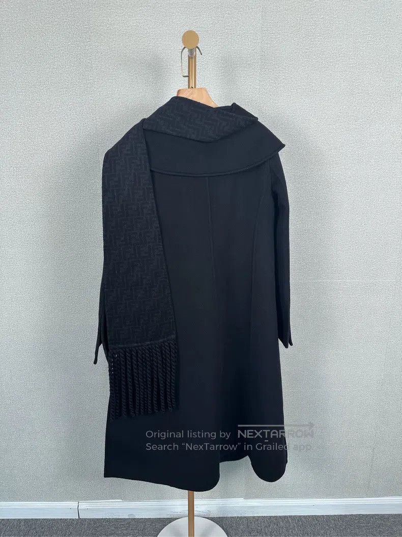 Fendi Fendi Black long coat Size XXS / US 00 / IT 34 - 2 Thumbnail