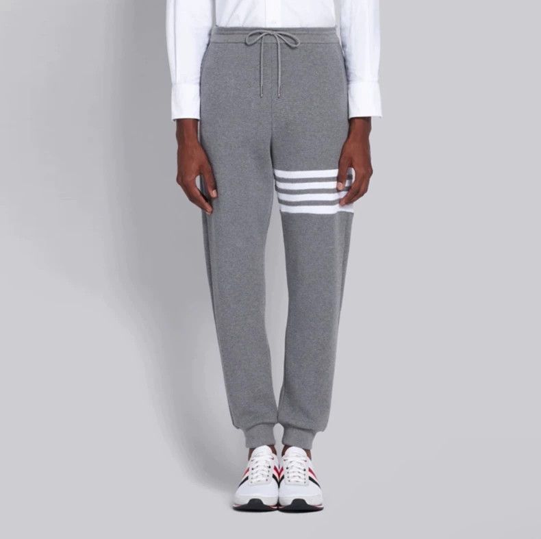 Thom Browne Thom Browne Classic Grey Jogger Pants-dmc Size US 26 / EU 42 - 1 Thumbnail