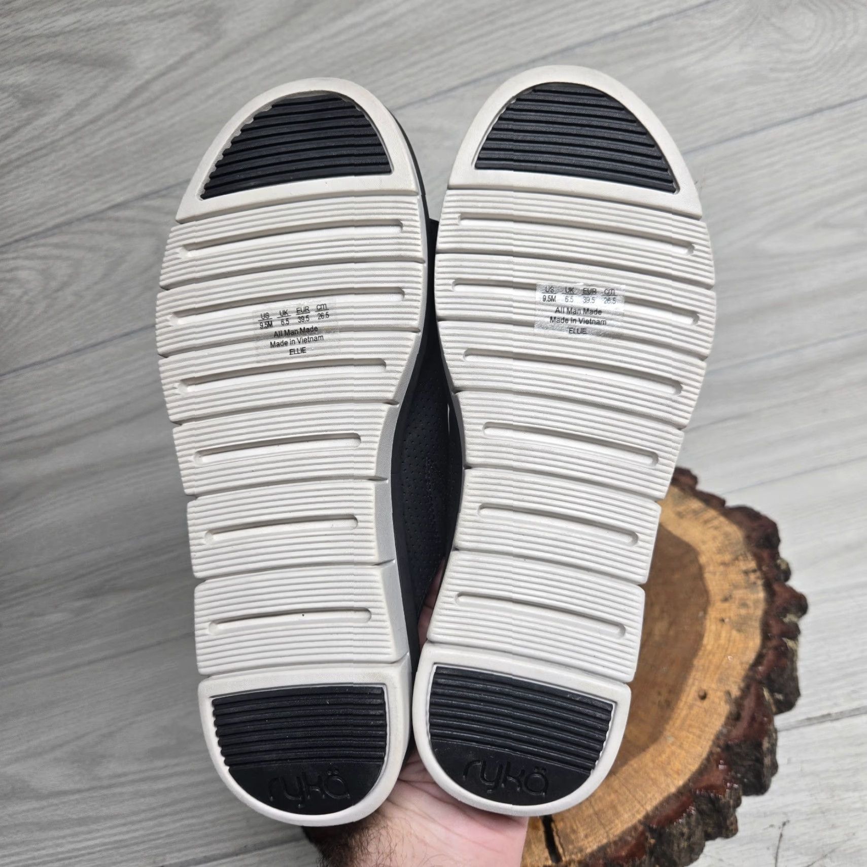 Vintage Ryka Restore Slide Sandals Black Adult Women's 9.5 M Cushioned Comfort Size US 9.5 / IT 39.5 - 5 Thumbnail