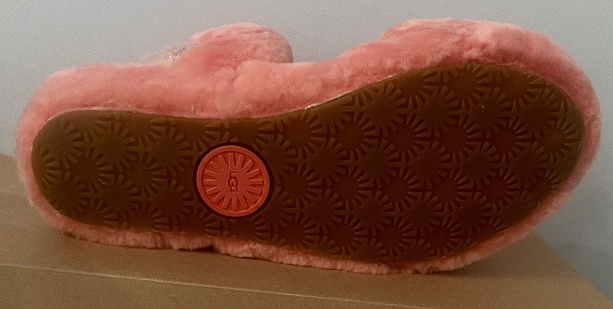 Ugg Authentic UGG oh yeah bling genuine shearling sandals 7M Size US 7 / IT 37 - 6 Thumbnail