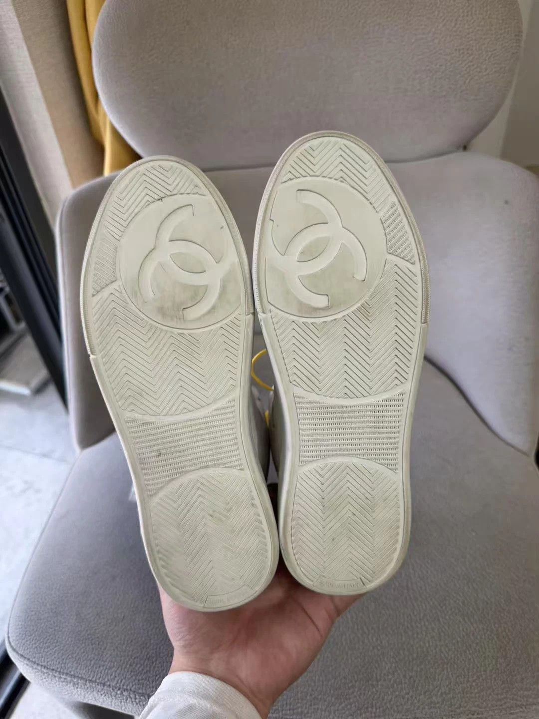 Chanel Chanel high-top sneaker white 36 99 new Size US 5 / IT 35 - 6 Thumbnail