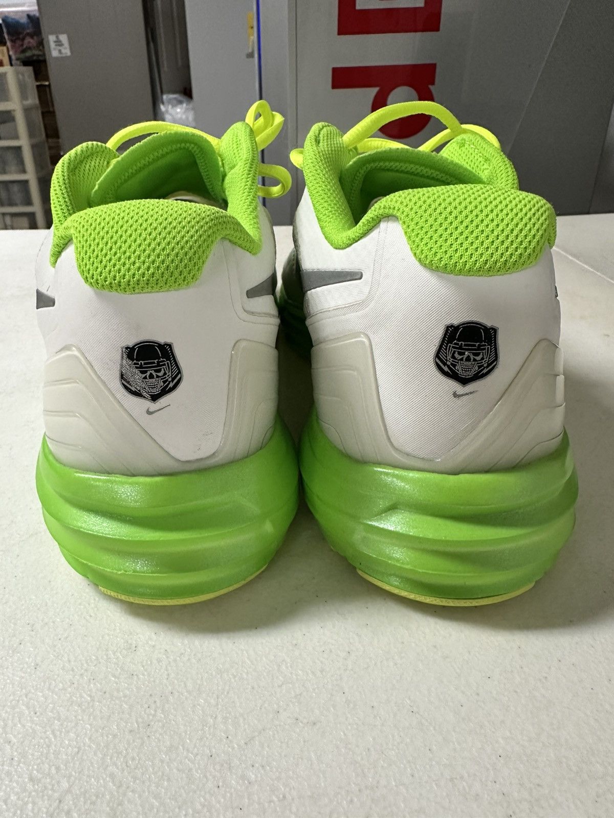 Nike Nike lunar tr1 electric green promo sample Size US 9.5 / EU 42-43 - 4 Thumbnail