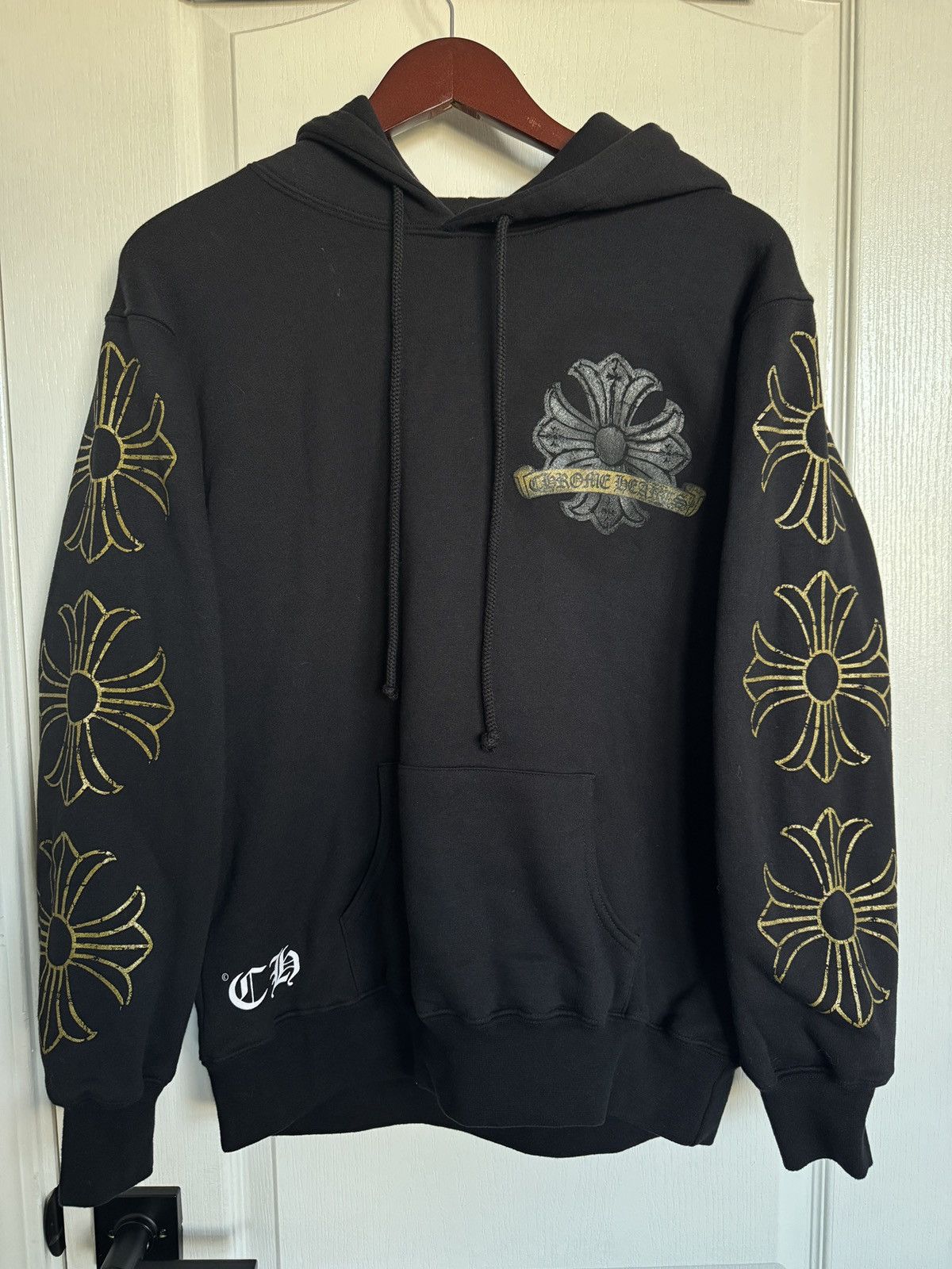 Chrome Hearts Chrome Hearts Gold Horse Shoe Cross Dagger Thermal Hoodie Size US M / EU 48-50 / 2 - 5 Thumbnail