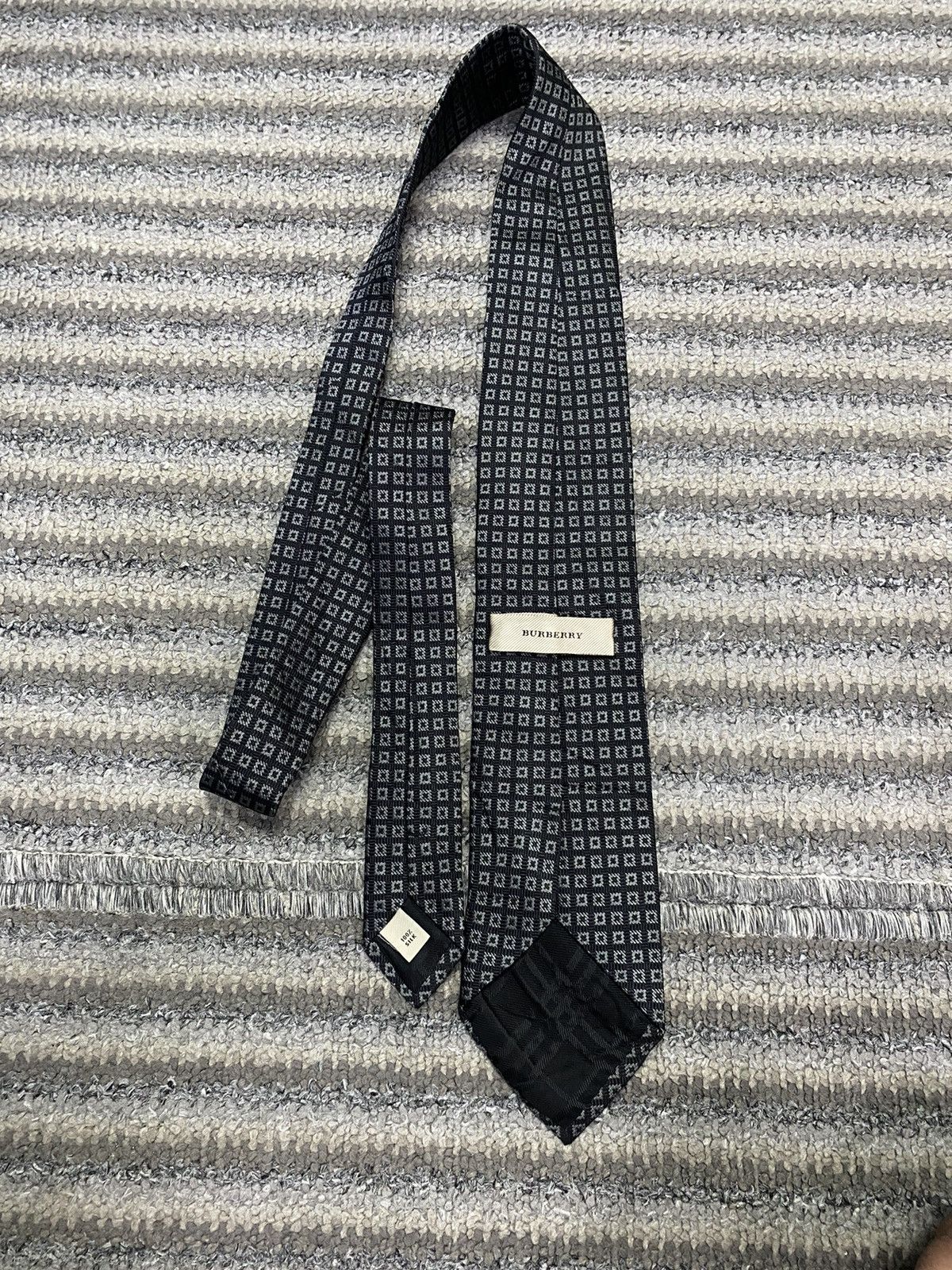 Burberry Burberry Silk Neck tie Size ONE SIZE - 2 Thumbnail